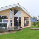 4 Personen Mit Privatem Bootsteg, Direkter Seelage, Kanu Und Sauna In *