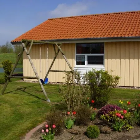 Holiday home 4 Personen Mit Privatem Bootsteg, Direkter Seelage, Kanu Und Sauna In Otterndorf