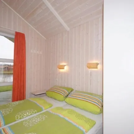 Prázdninový dům 4 Personen Mit Privatem Bootsteg, Direkter Seelage, Kanu Und Sauna In *