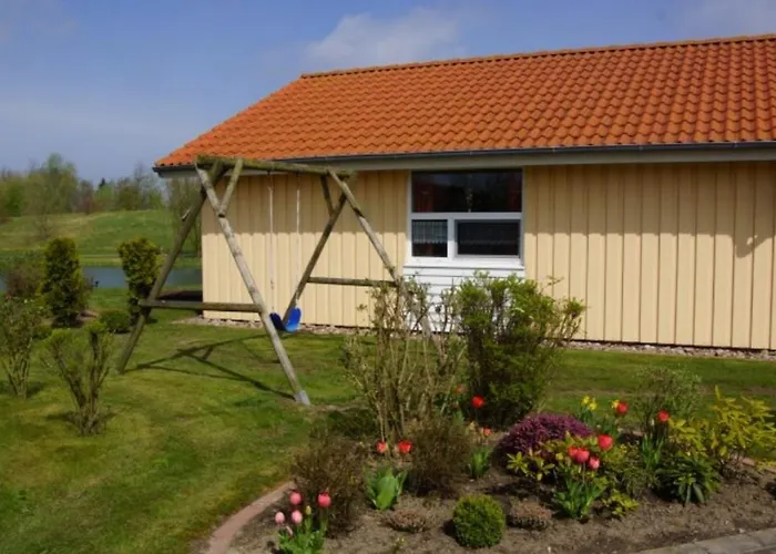 Hébergement de vacances 4 Personen Mit Privatem Bootsteg, Direkter Seelage, Kanu Und Sauna In Otterndorf