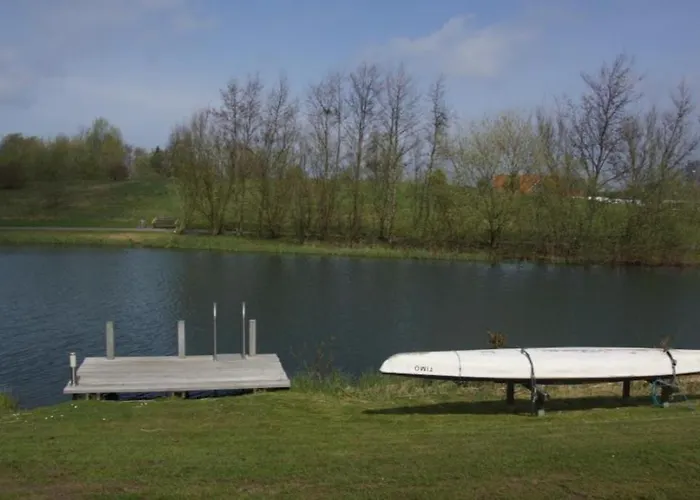 Hébergement de vacances 4 Personen Mit Privatem Bootsteg, Direkter Seelage, Kanu Und Sauna In Otterndorf